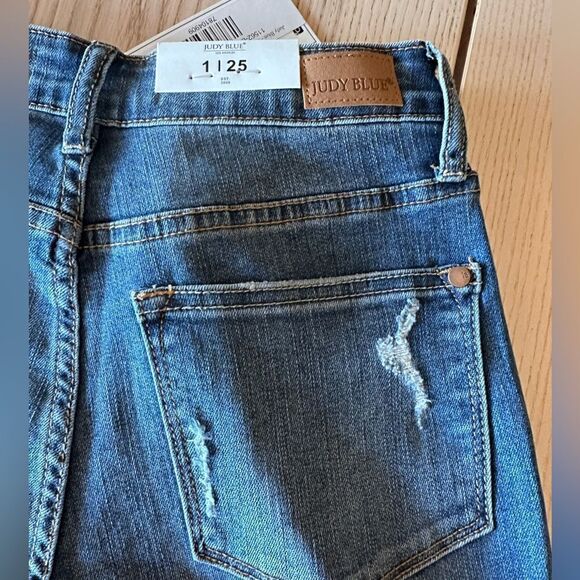 Judy Blue Plaid Cuff Midrise Slim fit boyfriend Jeans - Size 1/25 NWT - Picture 6 of 10